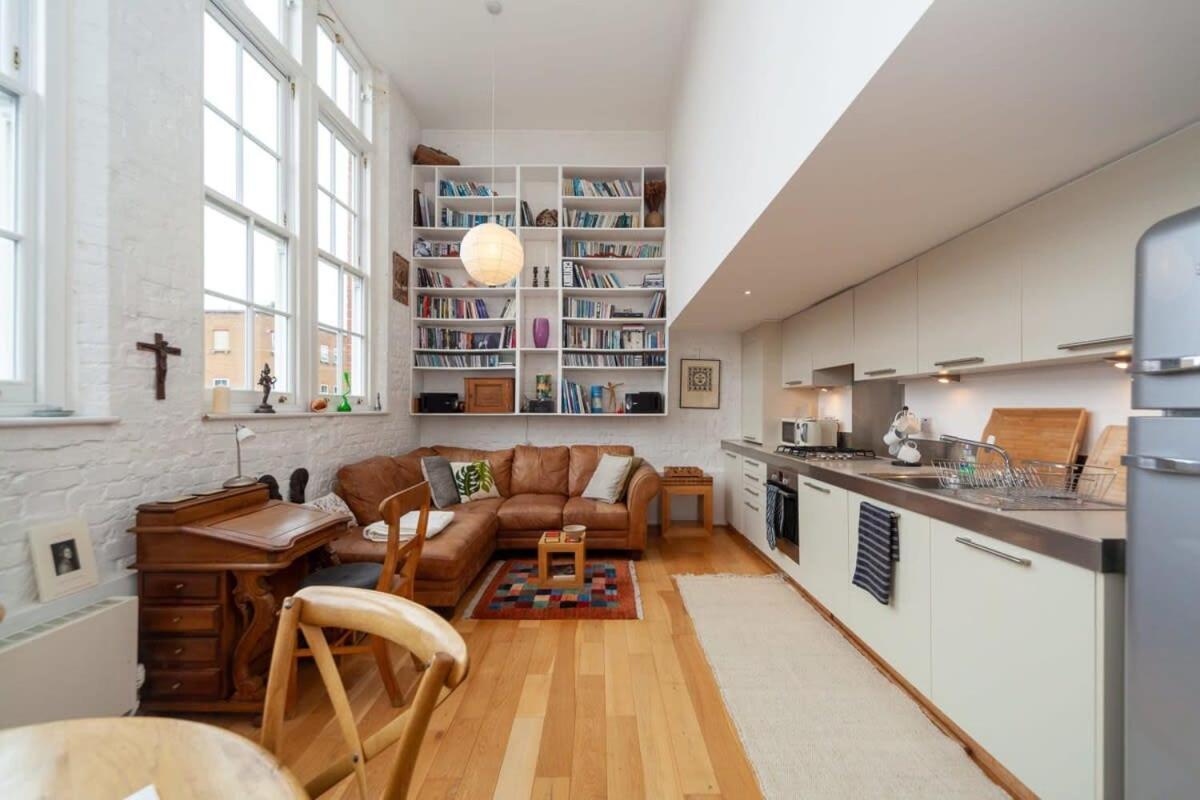 Charming 1 Bedroom Apartment In Old School House Лондон Экстерьер фото